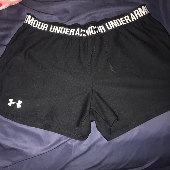Under Armour Pants - Black under armor shorts